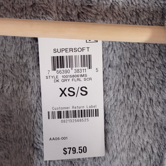 NWT Charter Club Super Soft Floral Scroll Plush Robe Gray & Cream Women's XS/S - Picture 14 of 14